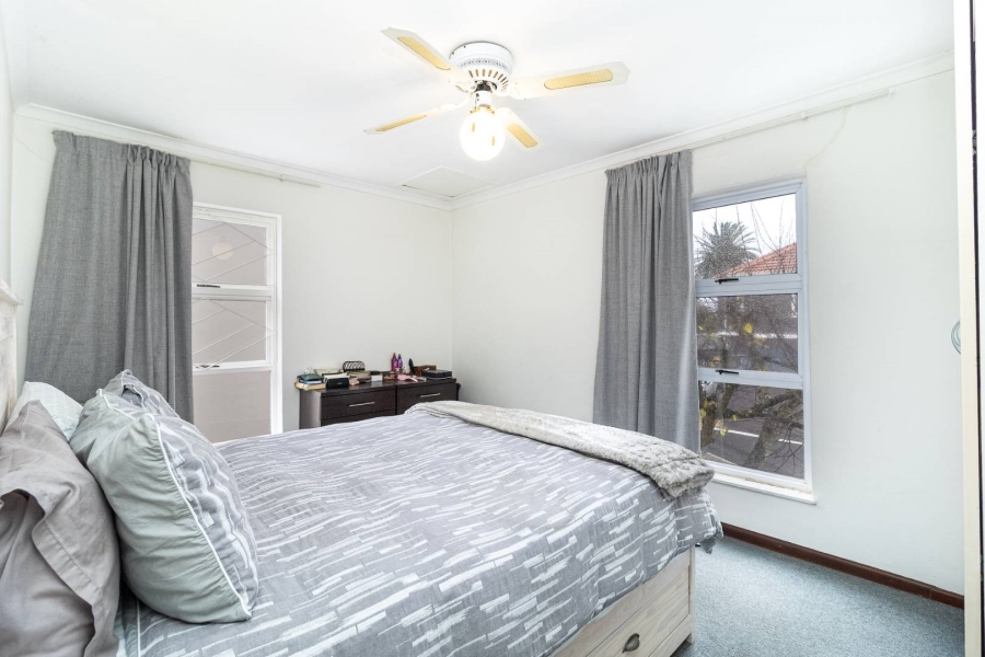 To Let 2 Bedroom Property for Rent in Green Point Western Cape